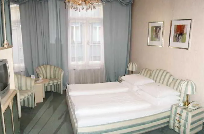 Schweizerhof Hotel