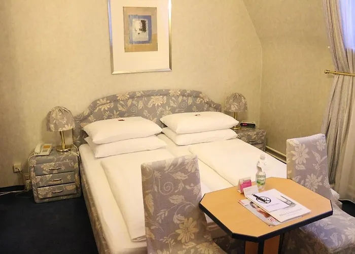 Hotel Schweizerhof 3*